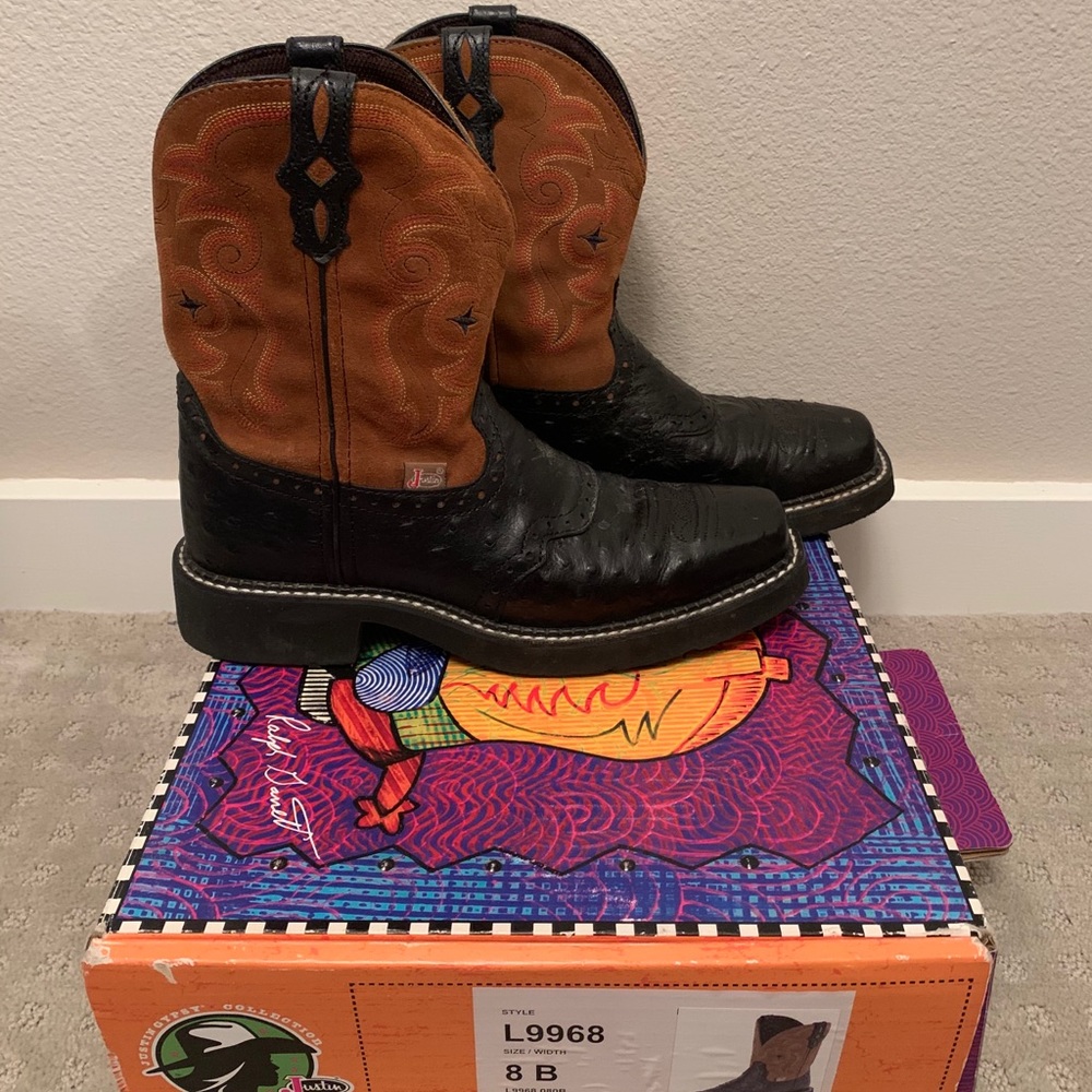 Justin Gypsy Boots Size 8